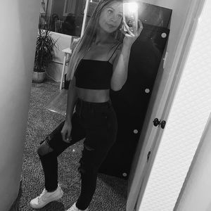 Meet your Posher, Karlie